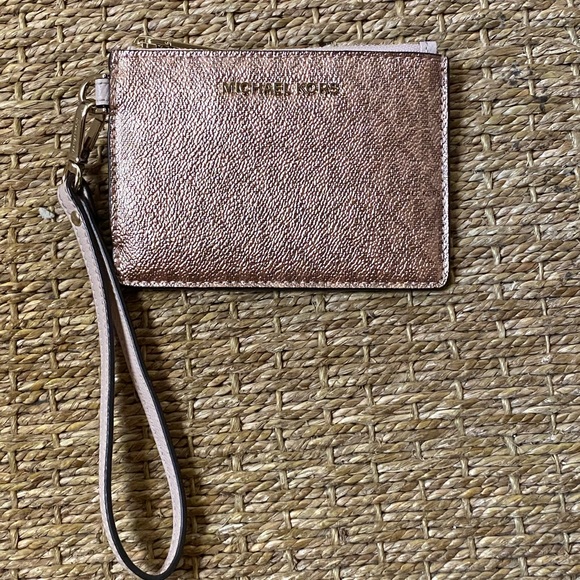 Michael Kors coin purse - Picture 3 of 14